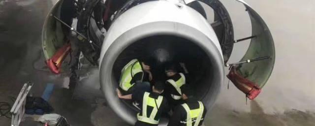 В Китае пожилая женщина набросала в турбину самолета монеток на удачу