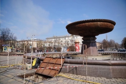 В Кемерове приступили к расконсервации фонтанов