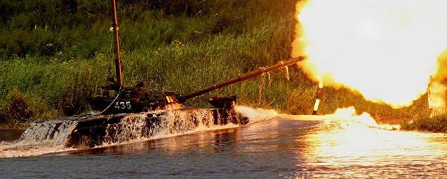 Под Волгоградом военные ЮВО научились управлять танками под водой