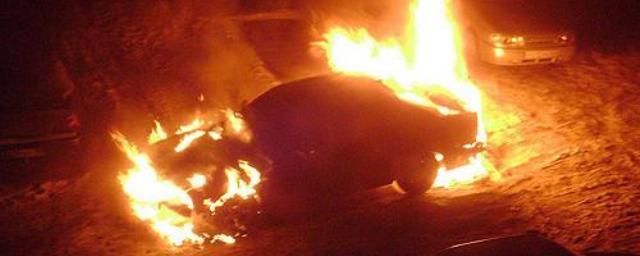 В Барнауле мужчина заживо сгорел в своей машине