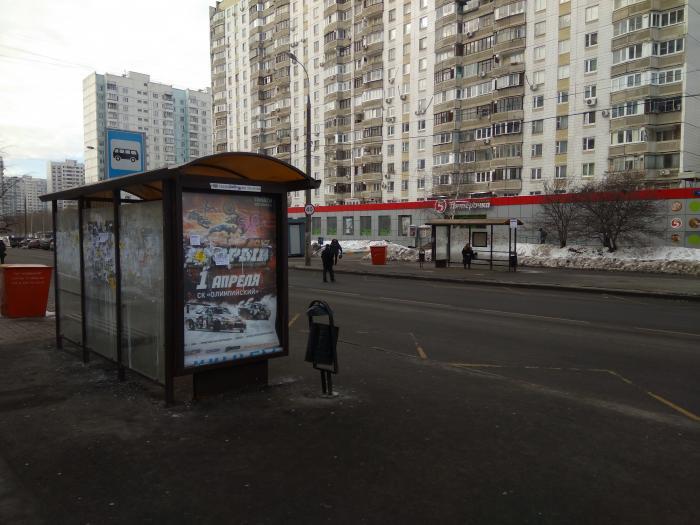 В Ижевске на остановках уберут 27 рекламных конструкций