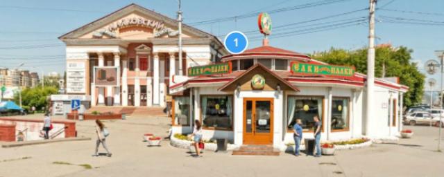 Омские депутаты считают, что кафе «Елки-палки» портит облик города