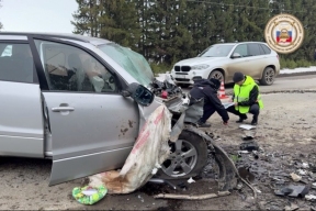 Три человека погибли в жутком лобовом столкновении в Пермском крае