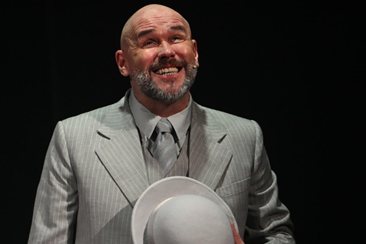 Максим Аверин рассказал о своем отношении к отцовству и творческих планах