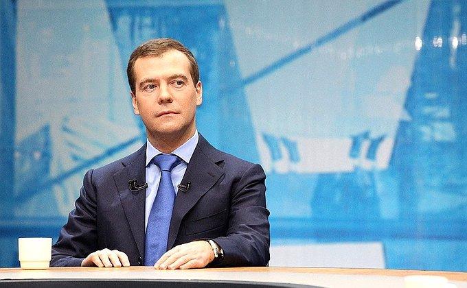 Медведев назвал Ульяновскую область в числе инвестиционных лидеров