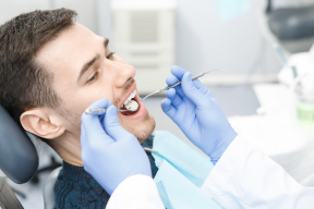 Китаец без лицензии открыл стоматологический кабинет в Тынде