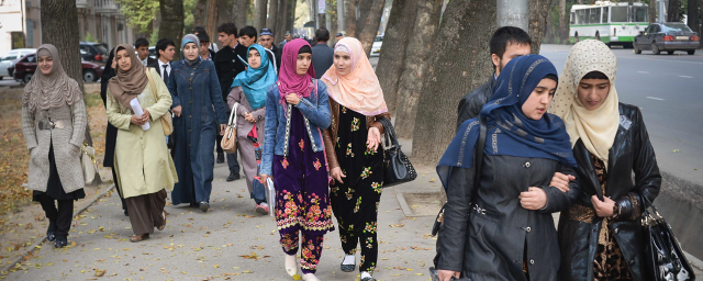 В Узбекистане могут разрешить носить религиозную одежду