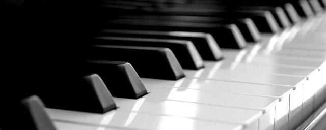 Тамбовские школы искусств получат 34 отечественных пианино
