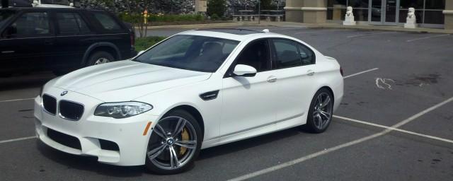 BMW М5 производители «зарядят» до мощности спорткара