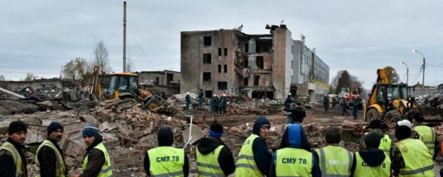 При взрыве пиротехники в Гатчине были повреждены 16 домов