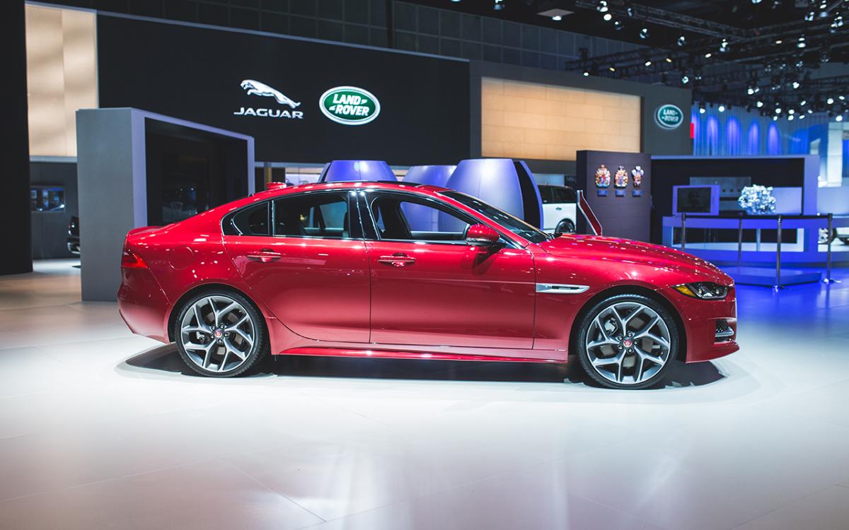 Обновленные Jaguar XE 2017 года прошел финальные испытания