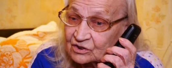90-летняя мать Скрипаля планирует встретиться с сыном в Великобритании
