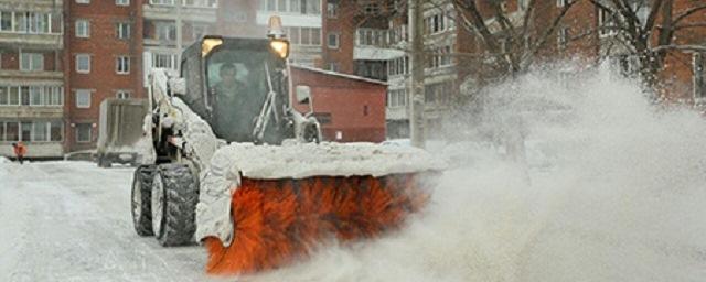 Мэр Иркутска проверил оперативность при уборке снега во дворах