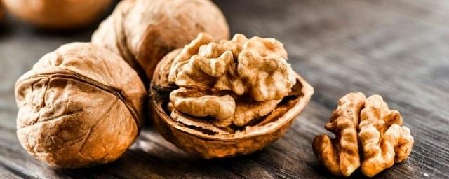 Ученые: Грецкие орехи помогут побороть депрессию