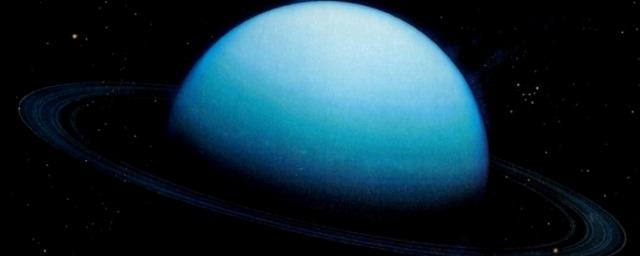Астрономы: Магнитное поле Урана меняет полюса каждый день