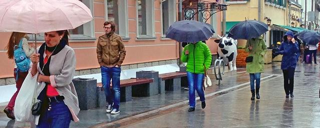 Из-за непогоды москвичи стали чаще обращаться за помощью психологов