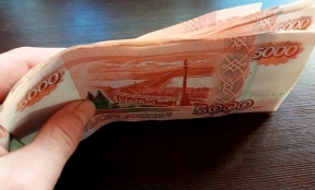 Работодатели Свердловской области готовы платить соискателям на треть больше, чем в прошлом году