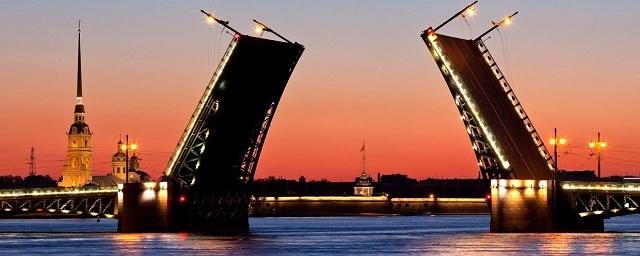 В Петербурге в ночь на 23 июля стартует проект «Поющие мосты»