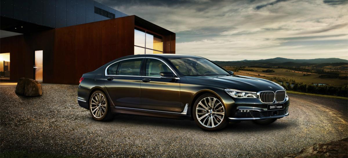 В BMW приостановили выпуск 7-Series с бензиновым мотором