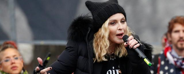 Мадонна на «Женском марше» нецензурно выразилась в адрес Трампа