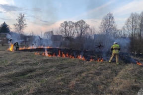 Спасатели в Курской области за двое суток потушили 20 возгораний сухой травы
