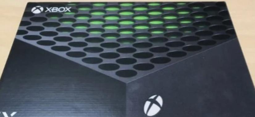 В Интернет просочилось изображение розничной упаковки Microsoft Xbox Series X