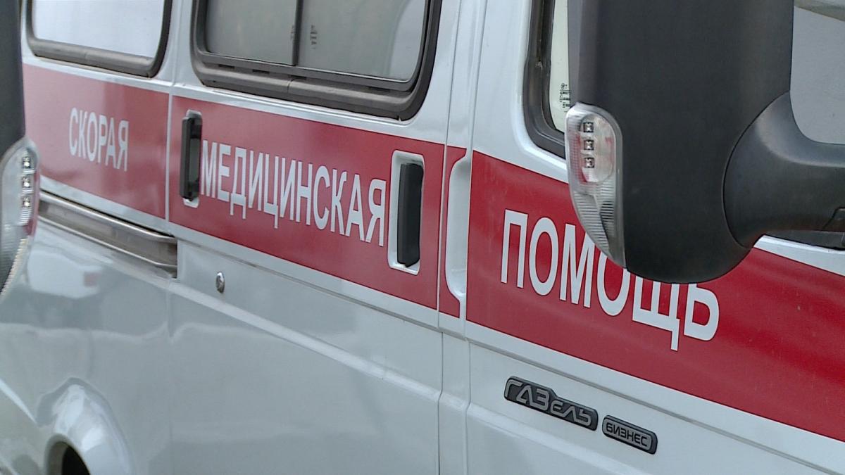 В Курске разбился пытавшийся пройти по проводам между домами экстремал