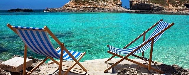 Россиян предупредили о нехватке мест на курортах Греции и Кипра