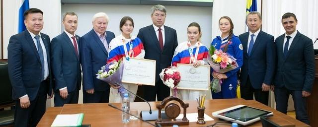 Призеры Юношеской Олимпиады из Бурятии получили сертификаты на жилье