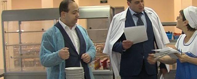 Прокуратура Екатеринбурга проверит питание школьников
