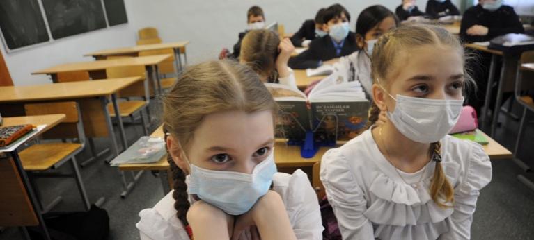 Число госпитализированных с гриппом в РФ за неделю выросло на 14%