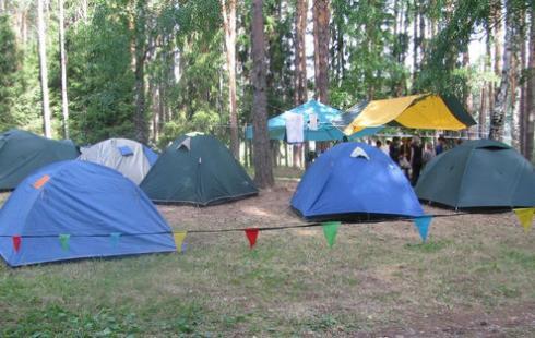 В Нефтюганском районе открыли палаточный лагерь кадетов