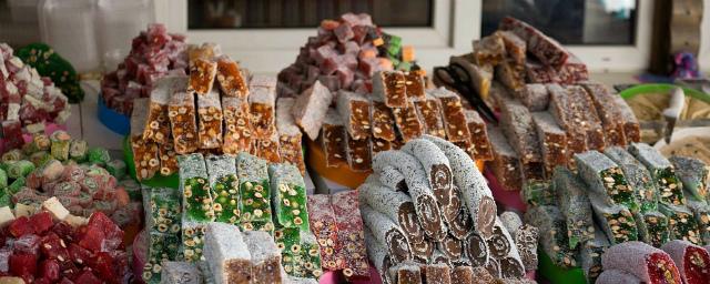 В Ленобласти у бизнесмена похитили восточные сладости на 3 млн рублей