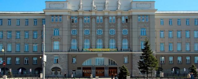 В Омске будут судить преподавателя за взяточничество