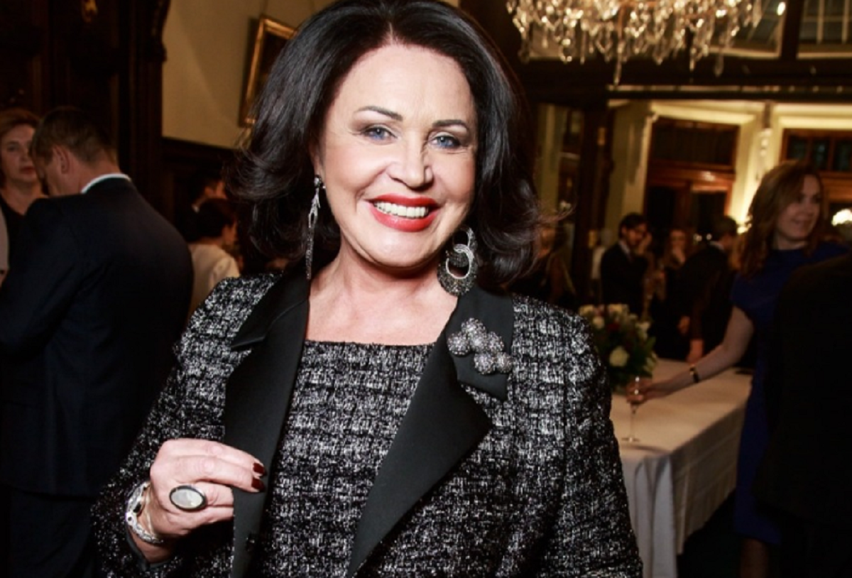 Бабкина поделилась своими желаниями относительно подарков на День матери