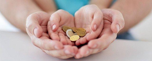 7 главных правил: Как правильно давать ребенку карманные деньги