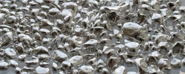 Ученые назвали опасные последствия обеззараживания воды серебром