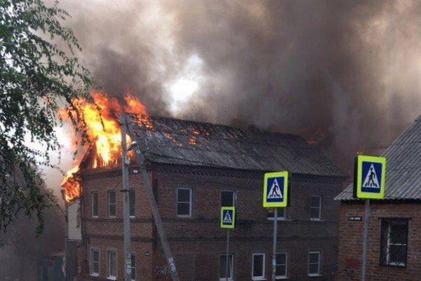 Стала известна вероятная причина крупного пожара в Ростове