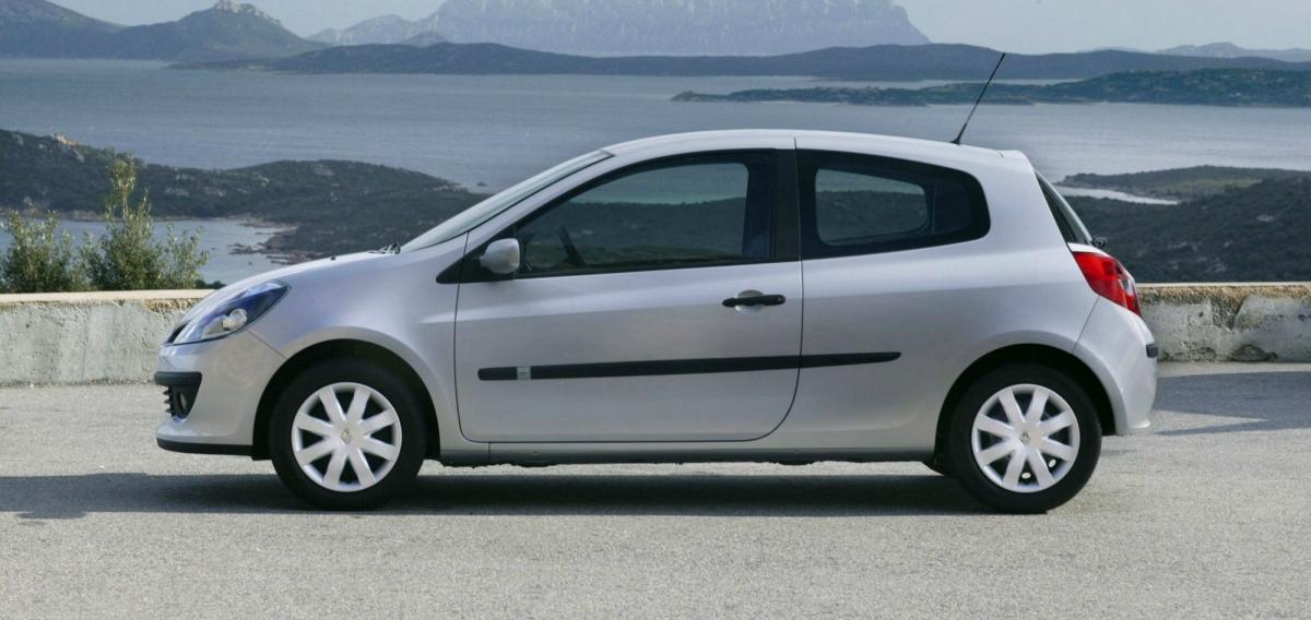 Renault вывела на финальные тесты новый хэтчбек Clio
