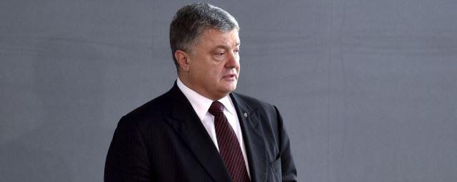 Порошенко предложил лишать крымчан гражданства Украины