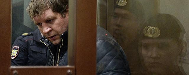 СМИ: Адвокат опроверг сообщения об освобождении бойца Емельяненко