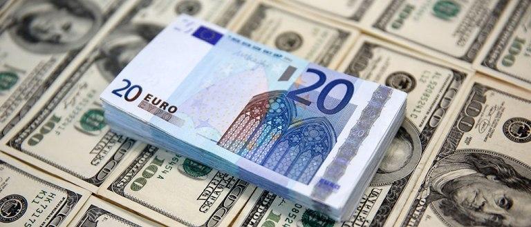 ЦБ РФ установил курсы валют на 17 января