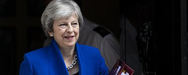Премьер-министру Британии Терезе Мэй угрожают отставкой