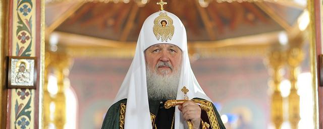 Патриарх Кирилл: Молитва сильнее денег, власти и оружия