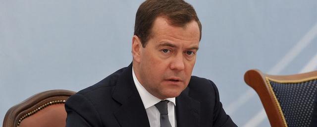 Медведев: Санкции с Турции Россия будет снимать поэтапно