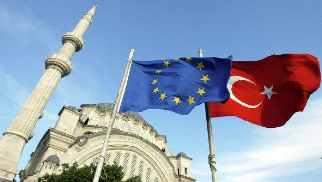 Турция отменила визовый режим со странами ЕС