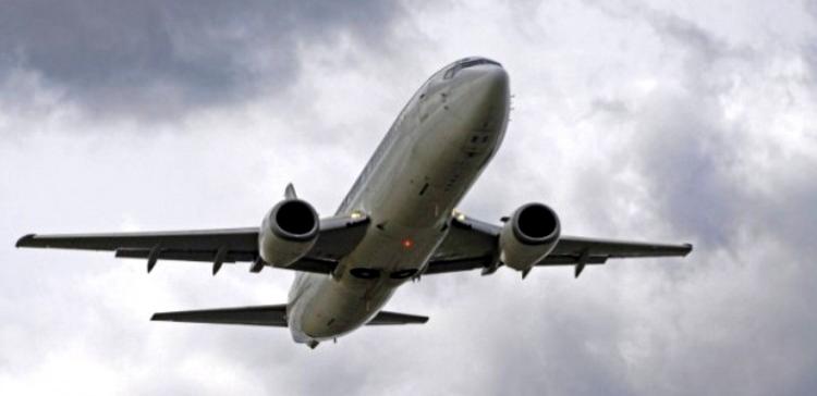 Пассажир рейса Москва-Екатеринбург потерял сознание на борту самолета