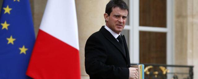 Экс-премьер Франции Вальс едва не получил пощечину в Бретани
