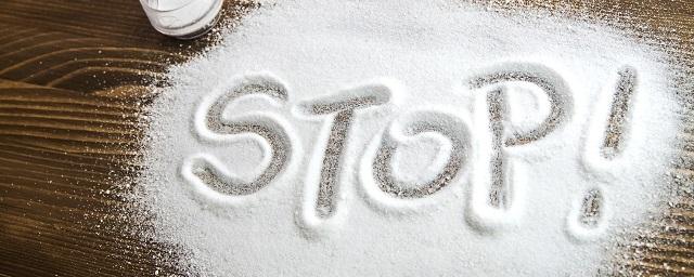 Медики: Избыток соли в пище приводит к неалкогольному ожирению печени