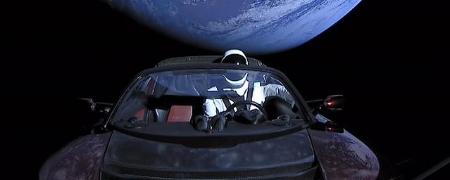 Ученые: Tesla Roadster может занести на Марс земные бактерии